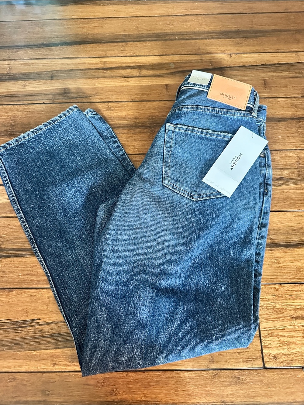 Moussy Vintage Widstoe Wide Straight Distressed Denim Jeans NWT Size 27 Women's